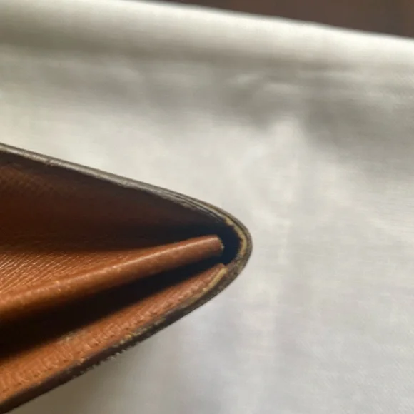 Louis Vuitton Sarah monogram wallet - Picture 4 of 15